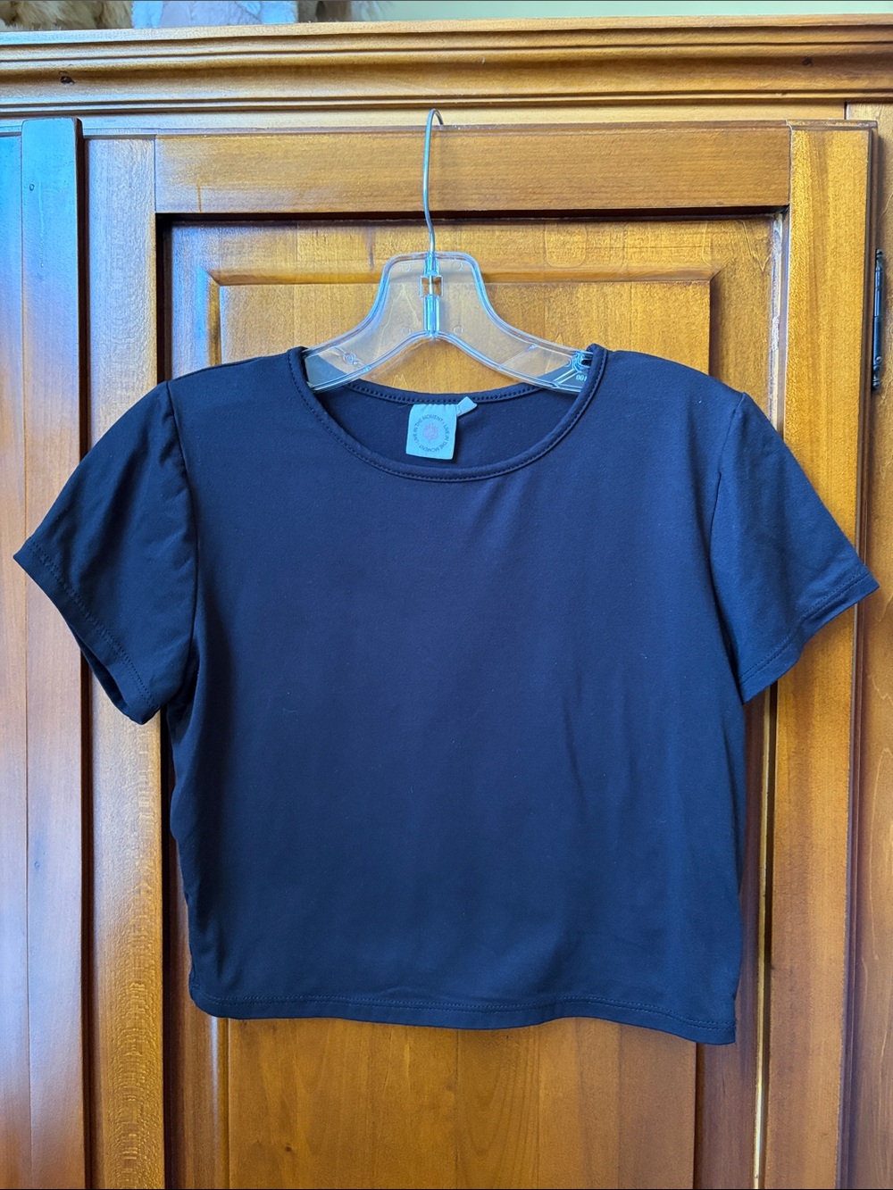 Black Live In the Moment Crop T-Shirt